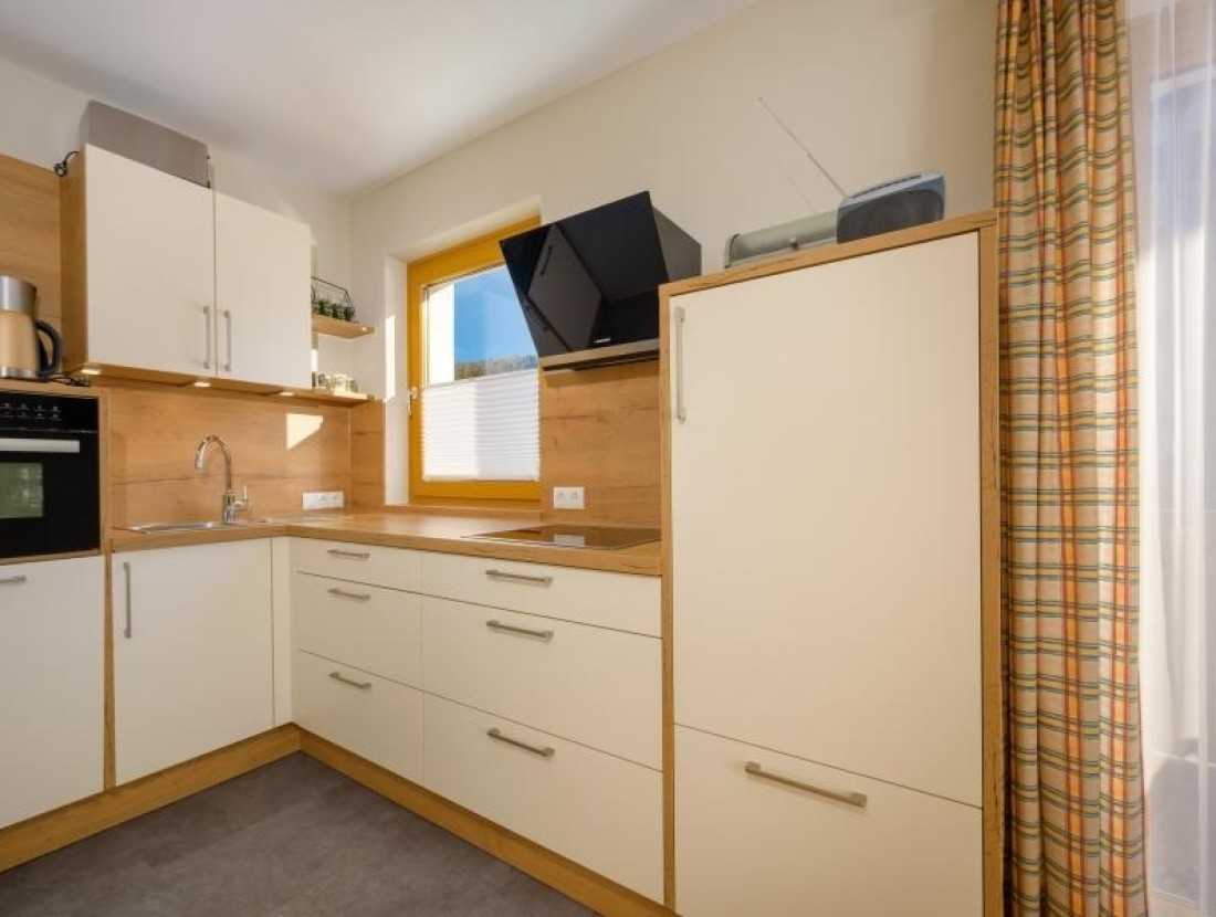 Geräumige Wohnküche im Appartement in Flachau